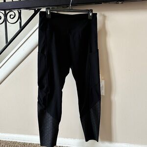 Zyia Pocket Hi- Rise Leggings